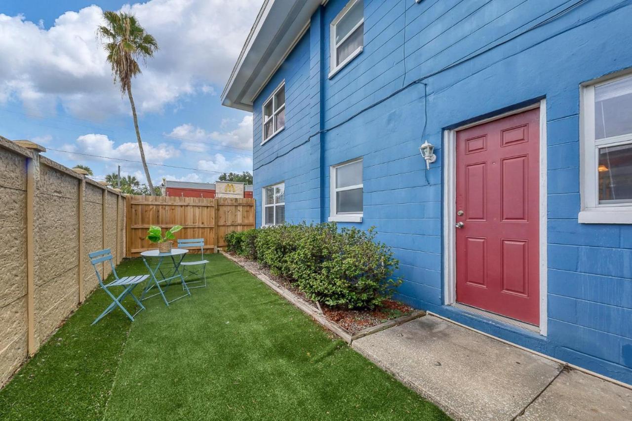 New Huge Green Garden 1Br Tampa Exterior photo